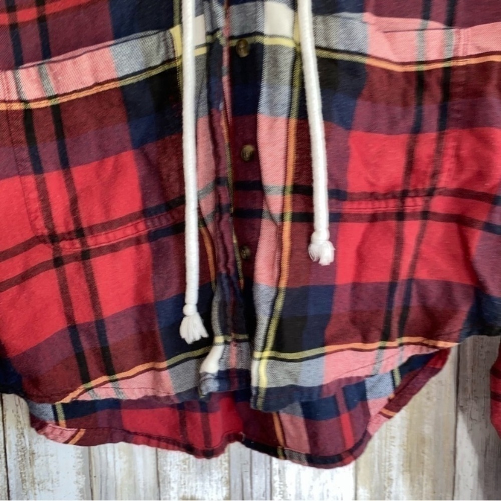 American Eagle Cozy Cabin Cropped Hoodie Flannel - Picture 4 of 8